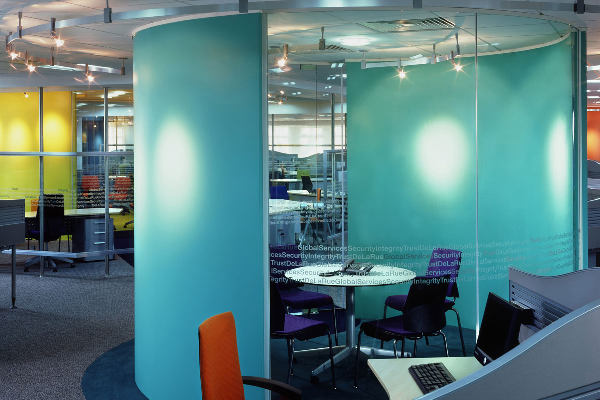 Demountable Glass Partitions Will Complement the Design