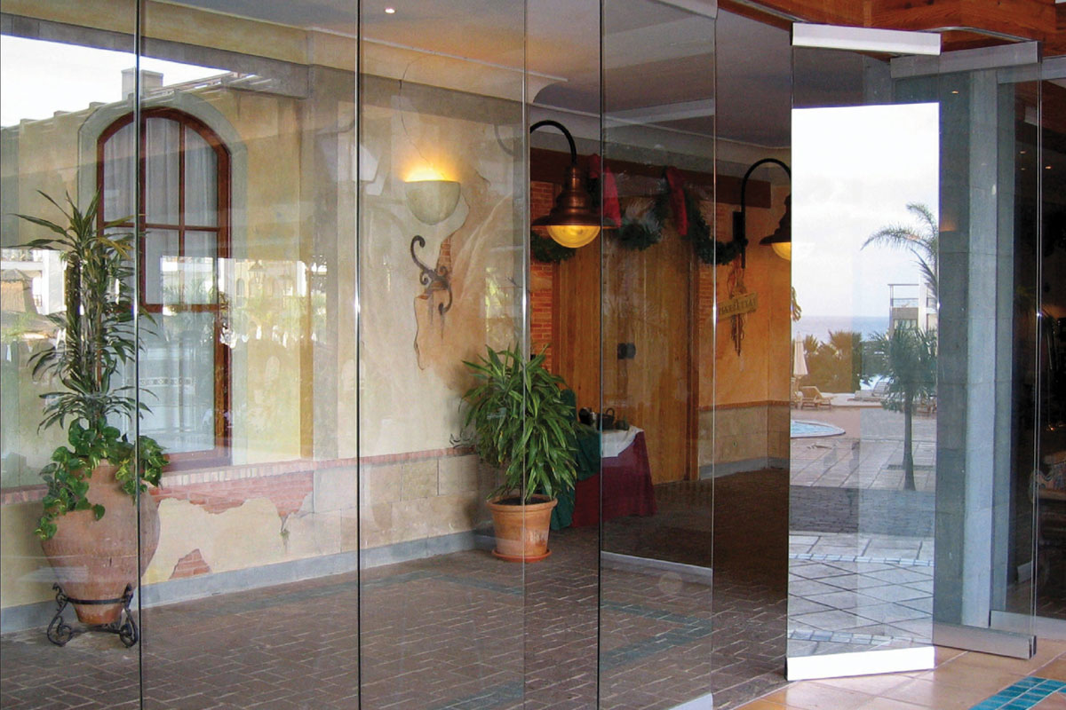 Movare Single Glazed Movable & Foldable Glass Partition Gallery 12