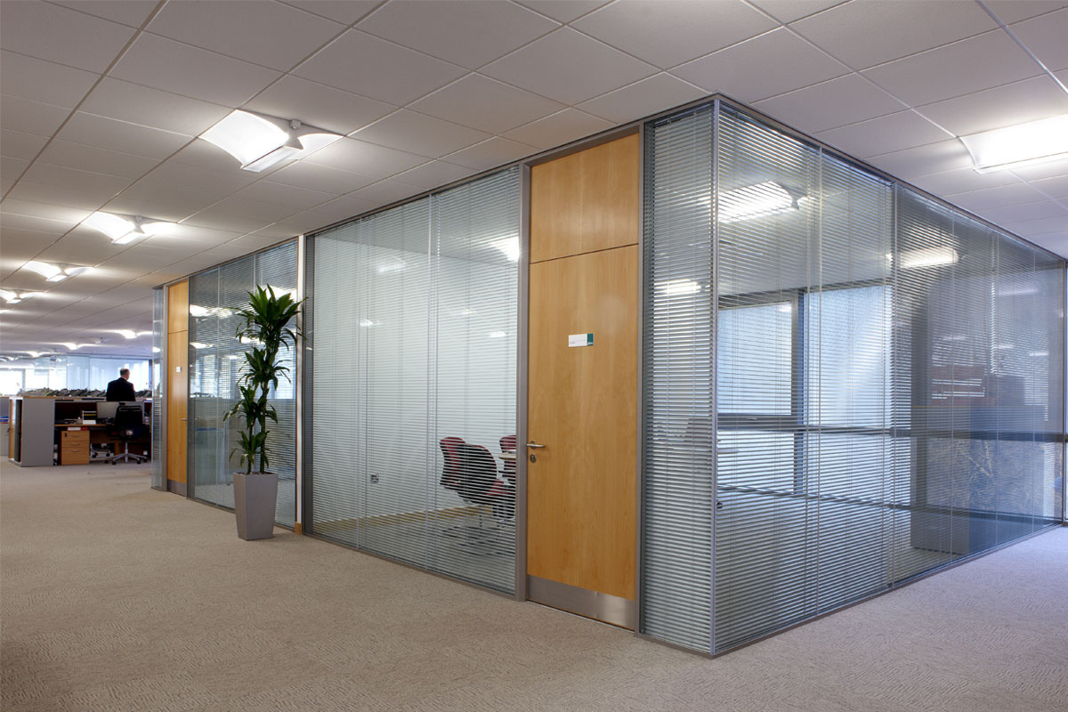 Acoustic Frameless Glass Wall Partition System Gallery 12