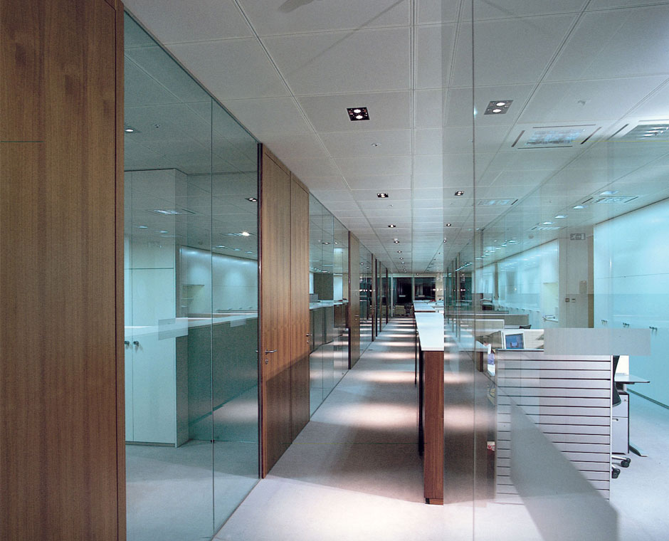 Integrating Glass Into Your Office