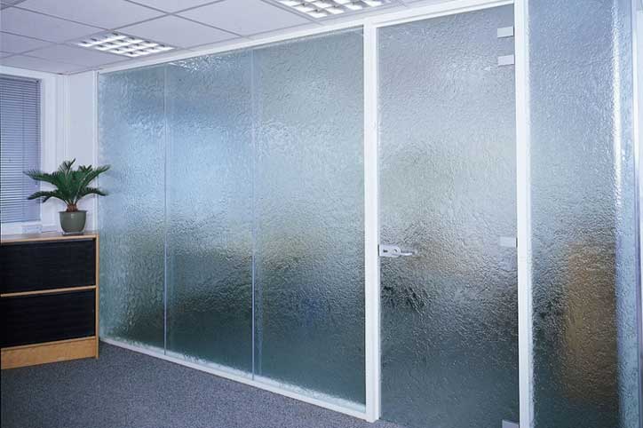 Textured glass on the floor-to-ceiling glass door